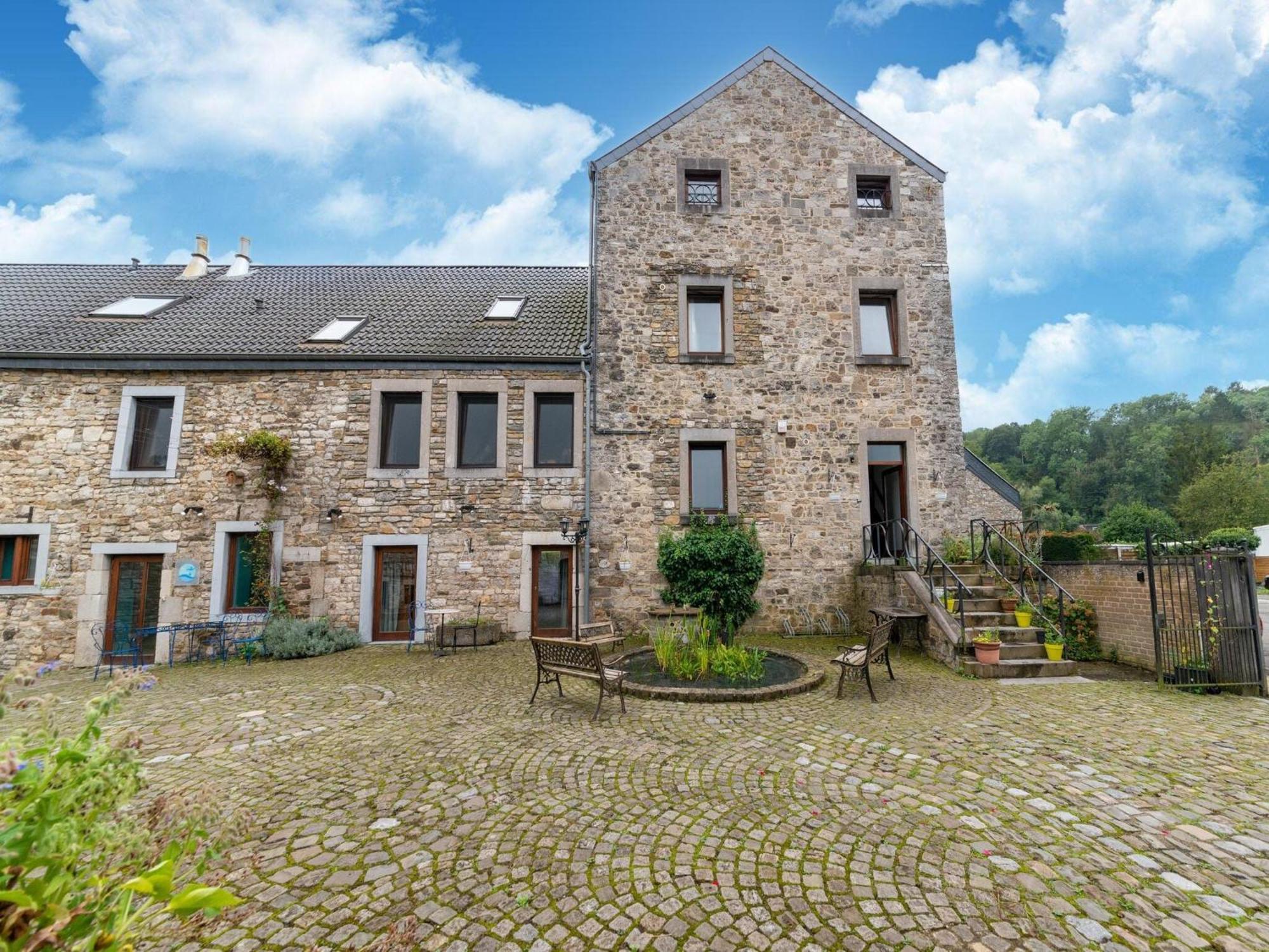 Stunning Home For 5 Adults With Indoor Pool Esneux Eksteriør billede